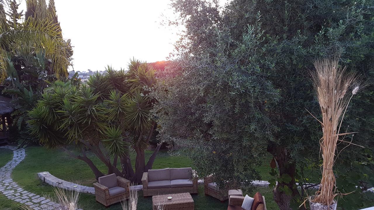 Relais Villa Lama Boutique Hotel Taranto Bagian luar foto