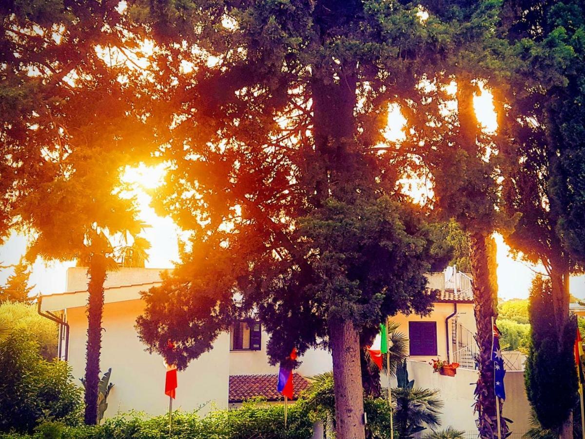 Relais Villa Lama Boutique Hotel Taranto Bagian luar foto
