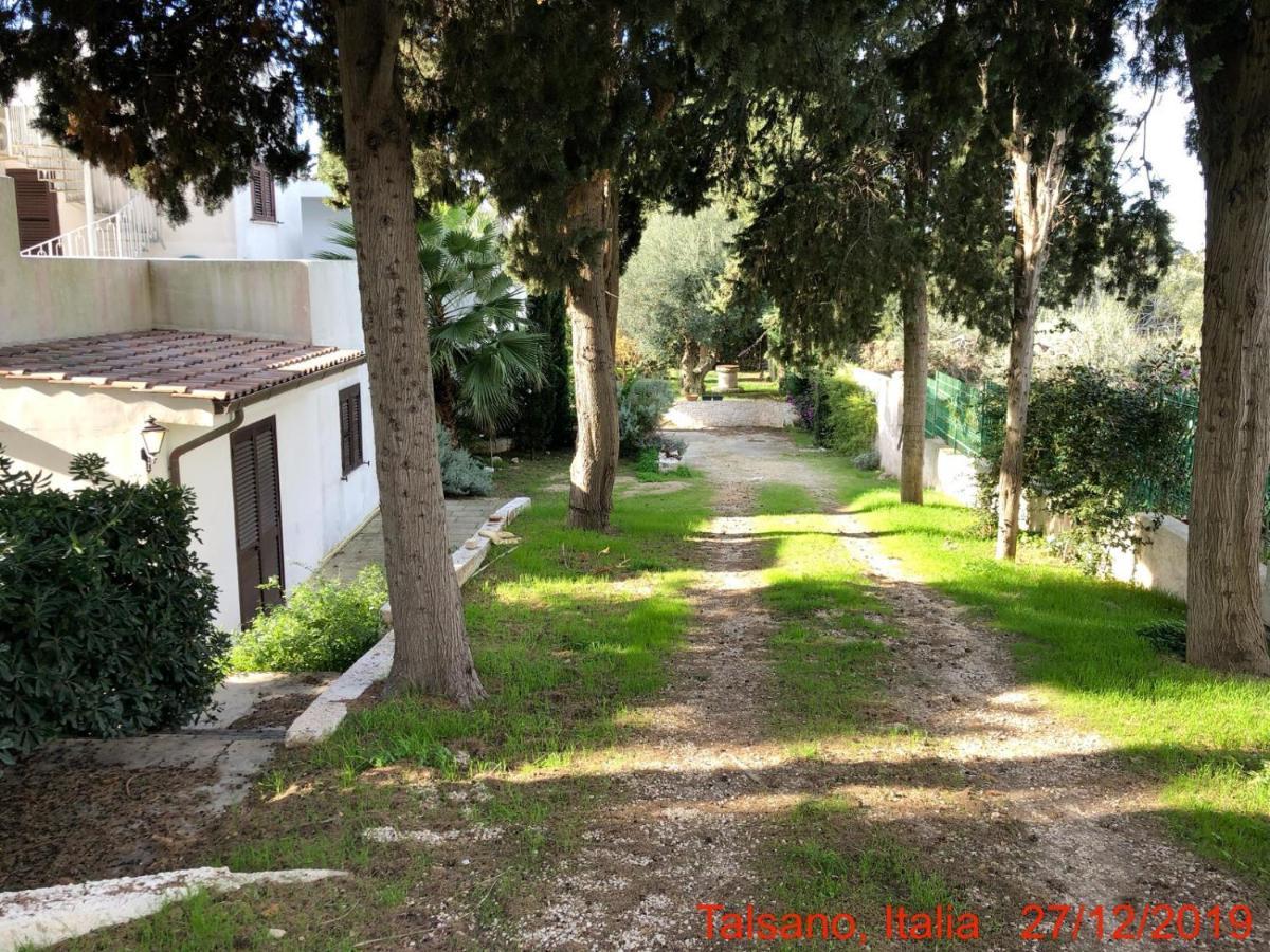 Relais Villa Lama Boutique Hotel Taranto Bagian luar foto